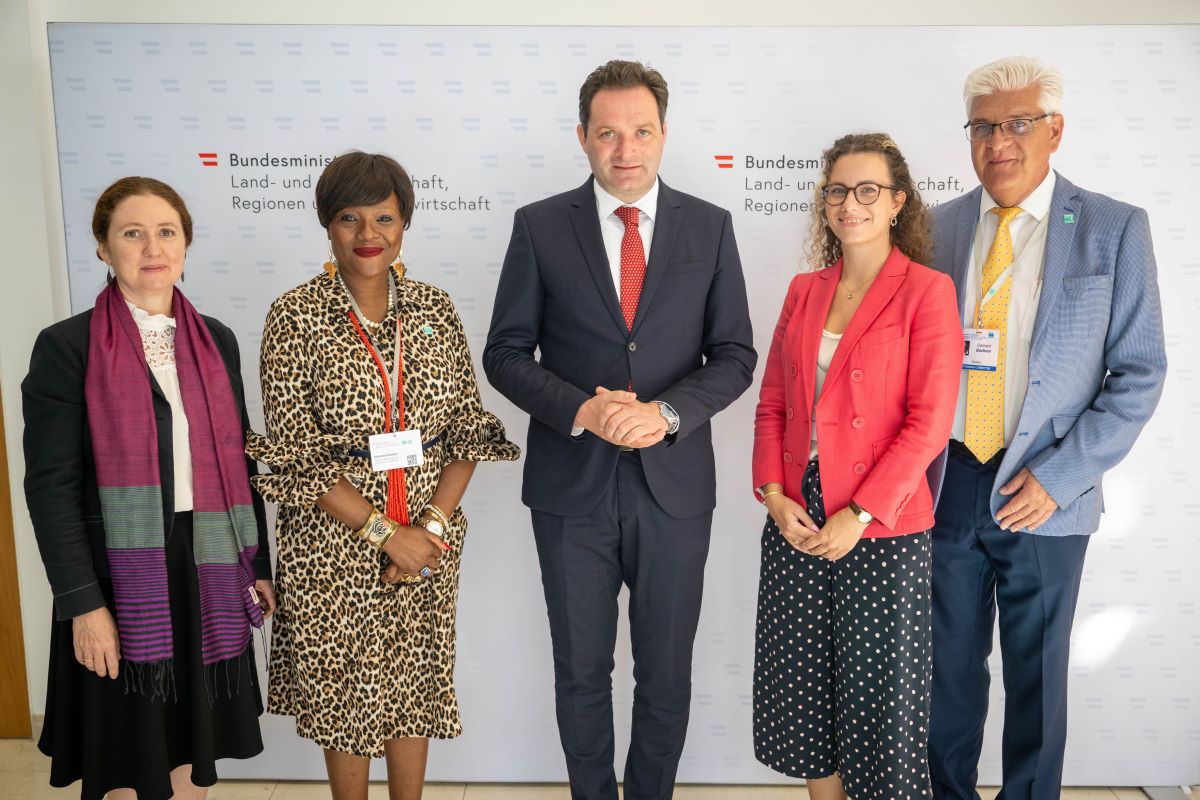 Zur Feier der 40 Jahre Ramsar Konvention in Österreich lud Herr Bundesminister Norbert Totschnig im Marmorsaal im Regierungsgebäude ein.